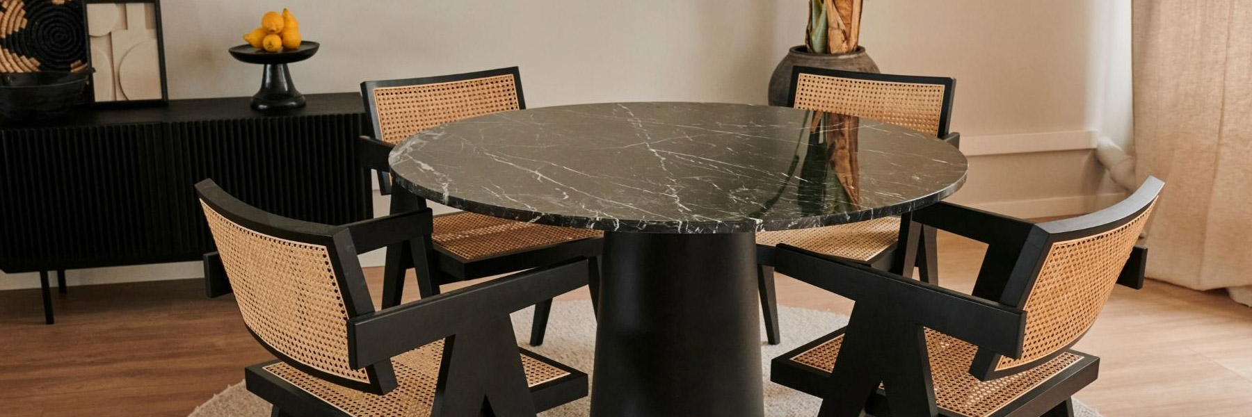 Popular: round marble dining tables